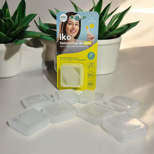 8 IKO – Spazzolino da dito- Lava i denti senza acqua né dentifricio.