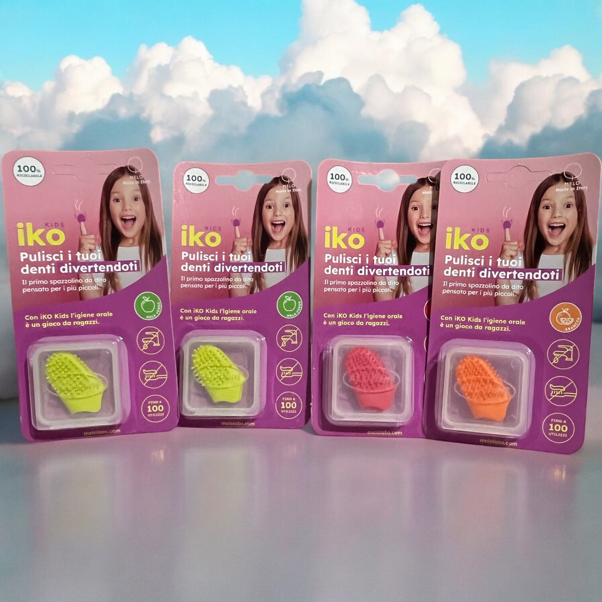 4 IKO Kids è uno spazzolino da dito, pensato per i bambini, che permette di pulire i denti senza l'uso di acqua o dentifricio.