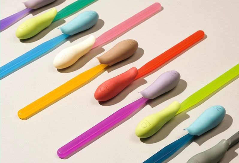 8 IRO Copri-Spazzolino Sterilizzante- Elimina il 99,9% dei batteri in 60 minuti.